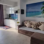 Apartament Edu *